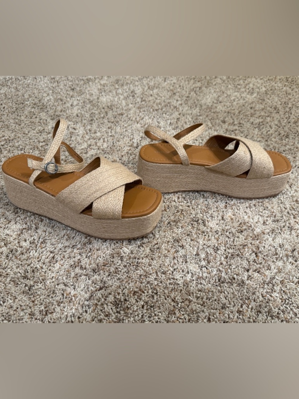 Woven Platform Sandals - Beige